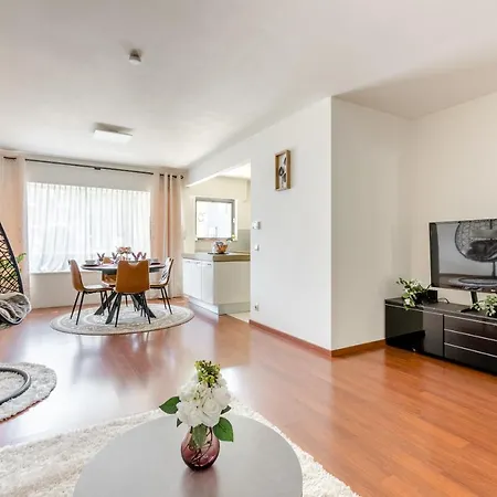 Luxe With Parking & Garden In Wilrijk Apartment