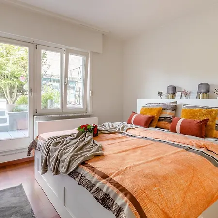 Luxe With Parking & Garden In Wilrijk Apartment